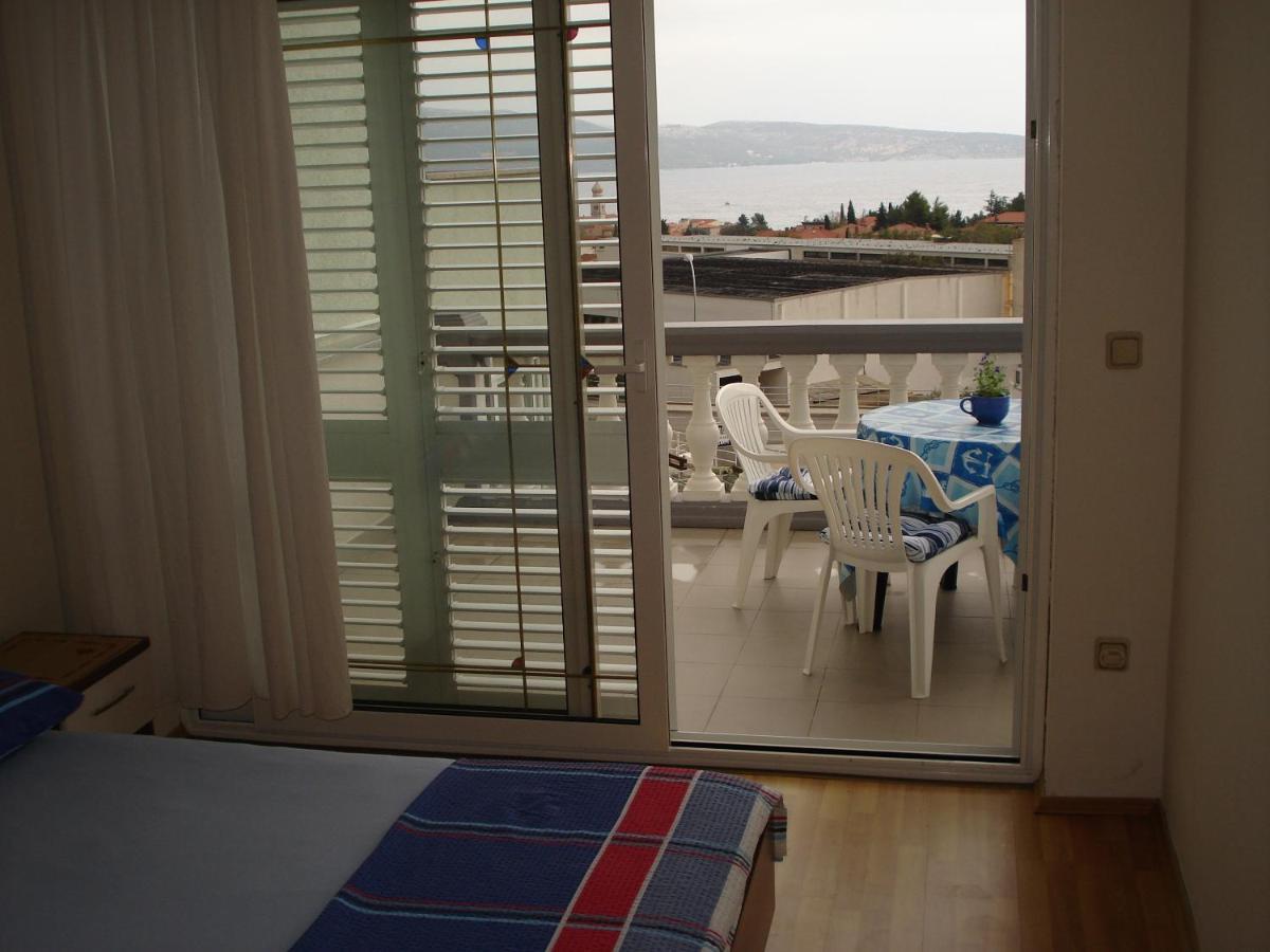 Apartments Villa Angela Krk Town Room photo
